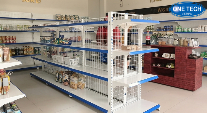 Thực tế lắp đặt kệ trưng bày hàng tạp hóa Hình ảnh cửa hàng tạp hóa sử dụng kệ trưng bày hàng tạp hóa thực tế sau lắp đặt