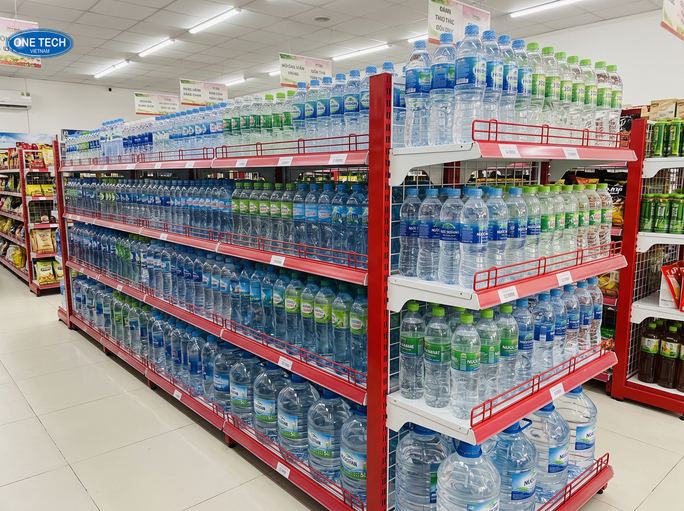 Các loại kệ trưng bày nước suối Bắc Ninh phổ biến hiện nay